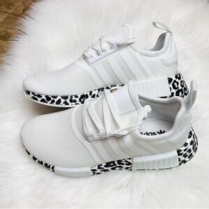 NMD R1 women’s 8 1/2